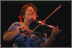 Eileen Ivers at Milwaukee Irish Fest - August 16, 2008.  Photo by James Fidler.