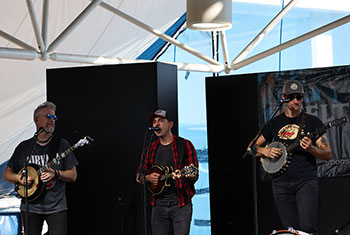 Gadan with Enda Scahill at Milwaukee Irish Fest - August 17, 2024