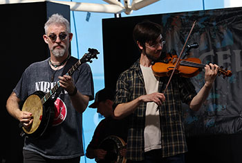 Gadan with Enda Scahill at Milwaukee Irish Fest - August 17, 2024