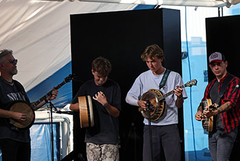 Gadan with Enda Scahill at Milwaukee Irish Fest - August 17, 2024