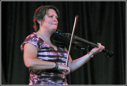 Eileen Ivers at Milwaukee Irish Fest - August 15, 2008