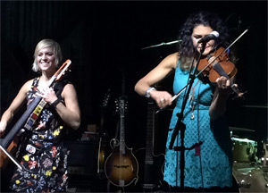 The Moxie Strings at Fifth on Tealing in Sligo, Ireland - October 18, 2016